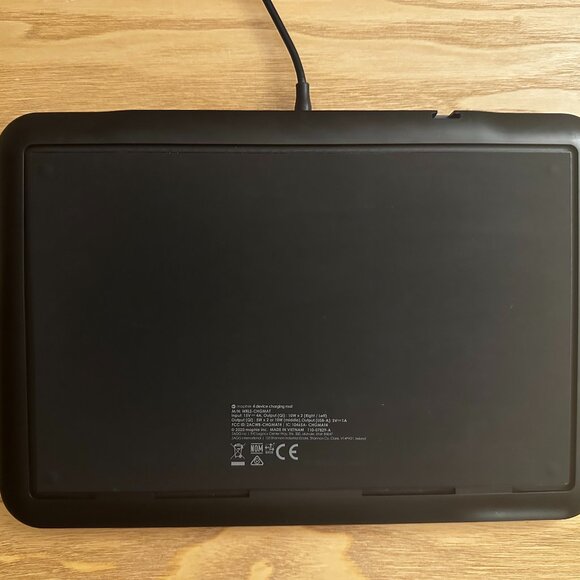 Wireless Charging Mat | Mophie 4-in-1 | For iPhone, AirPods, Watch, Samsung or G - Picture 6 of 6